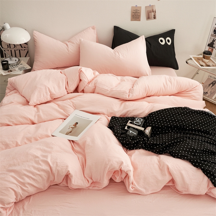 91家纺网 家纺一手货源 找家纺 卡迪熊家纺 2024新款ins风超柔褶皱亲肤磨毛水洗m四件套纯色系列 优雅粉