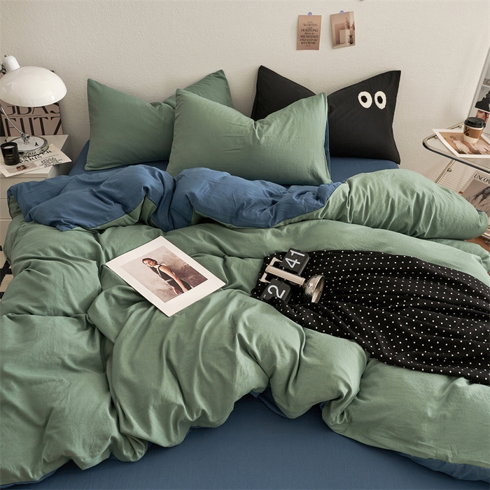 91家纺网 家纺一手货源 找家纺 卡迪熊家纺 2024新款ins风超柔褶皱亲肤磨毛水洗m四件套双拼系列 清新牛仔