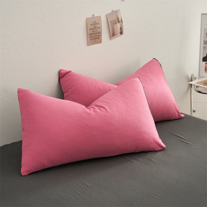 91家纺网 家纺一手货源 找家纺 卡迪熊家纺 2024新款ins风超柔褶皱亲肤磨毛水洗m四件套双拼系列 玫红深灰