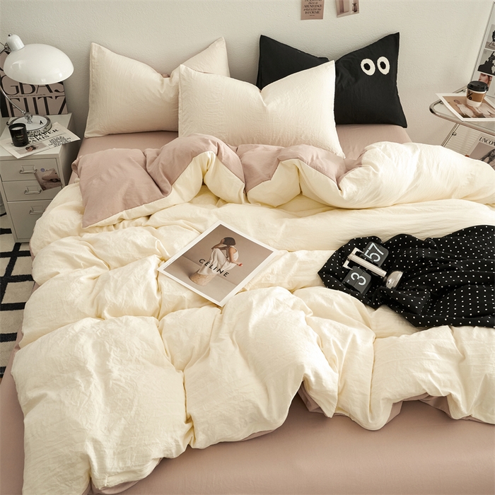 91家纺网 家纺一手货源 找家纺 卡迪熊家纺 2024新款ins风超柔褶皱亲肤磨毛水洗m四件套双拼系列 菊蕊奶黄