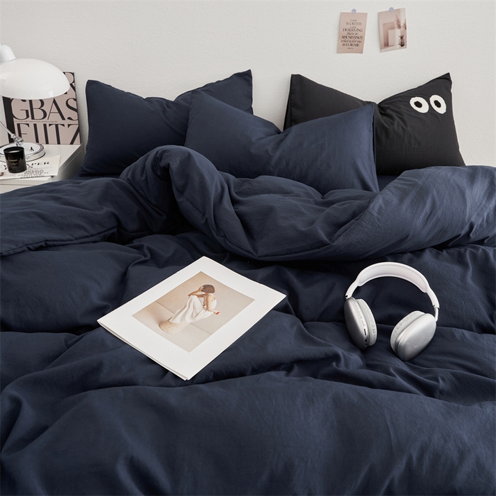 91家纺网 家纺一手货源 找家纺 卡迪熊家纺 2024新款ins风超柔褶皱亲肤磨毛水洗m四件套纯色系列 梦幻蓝