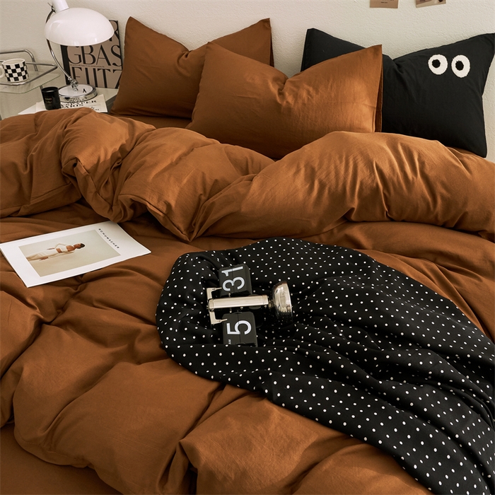 91家纺网 家纺一手货源 找家纺 卡迪熊家纺 2024新款ins风超柔褶皱亲肤磨毛水洗m四件套纯色系列 焦糖