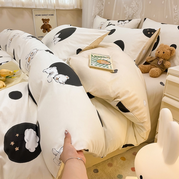 91家纺网 家纺一手货源 找家纺 小懒猪 2024春夏新款全棉卡通印花四件套 晚安熊