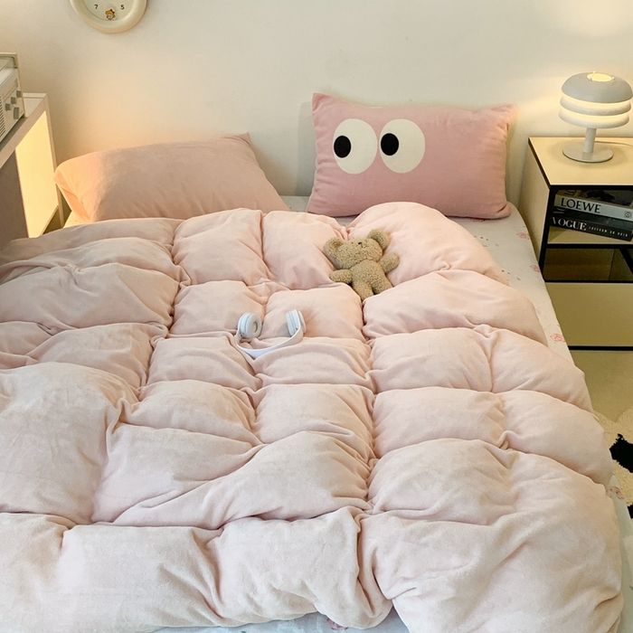 91家纺网 家纺一手货源 找家纺 昔可家纺 2023新款混搭牛奶绒四件套 肉桂粉