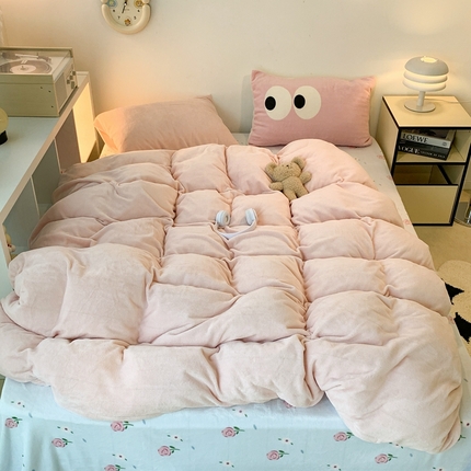 91家纺网 家纺一手货源 找家纺 昔可家纺 2023新款混搭牛奶绒四件套 肉桂粉