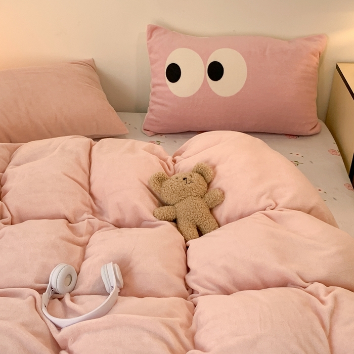 91家纺网 家纺一手货源 找家纺 昔可家纺 2023新款混搭牛奶绒四件套 肉桂粉