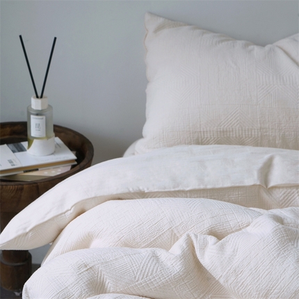 91家纺网 家纺一手货源 找家纺 （总）子和家居 2023新款全棉美拉德提花四件套-格纹