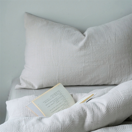 91家纺网 家纺一手货源 找家纺 （总）子和家居 2023新款全棉美拉德提花四件套-格纹