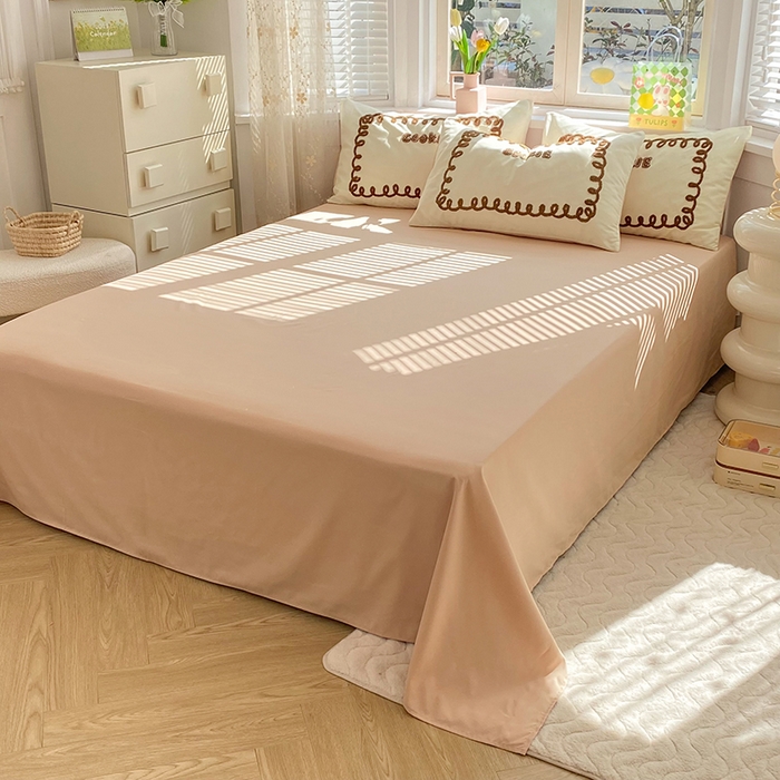 91家纺网 家纺一手货源 找家纺 欧冠家纺 2024春夏新品专版韩版四季款水洗棉毛巾绣四件套 曲奇