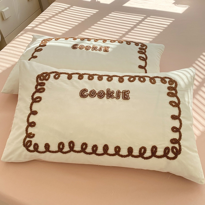 91家纺网 家纺一手货源 找家纺 欧冠家纺 2024春夏新品专版韩版四季款水洗棉毛巾绣四件套 曲奇