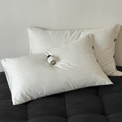 91家纺网 家纺一手货源 找家纺 （总）三朵家纺 2024春夏全棉提花贡缎缎条枕套