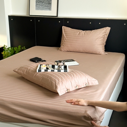 91家纺网 家纺一手货源 找家纺 （总）三朵家纺 2024年春夏全棉提花贡缎缎条单床笠