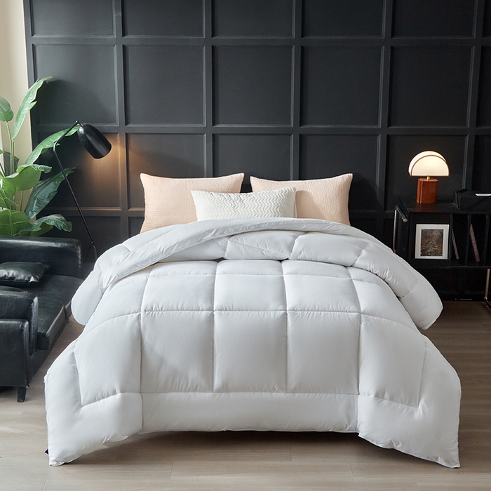 91家纺网 家纺一手货源 找家纺 宾馆酒店民宿加厚冬被褥子