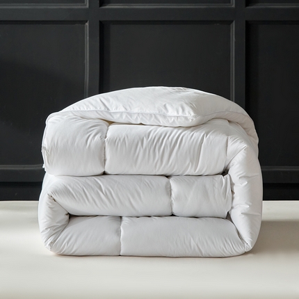 91家纺网 家纺一手货源 找家纺 宾馆酒店民宿加厚冬被褥子