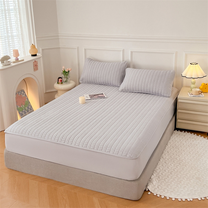 91家纺网 家纺一手货源 找家纺 梦舒羽 2025新款抗菌防水夹棉床笠-轻奢款 轻奢款-浅灰