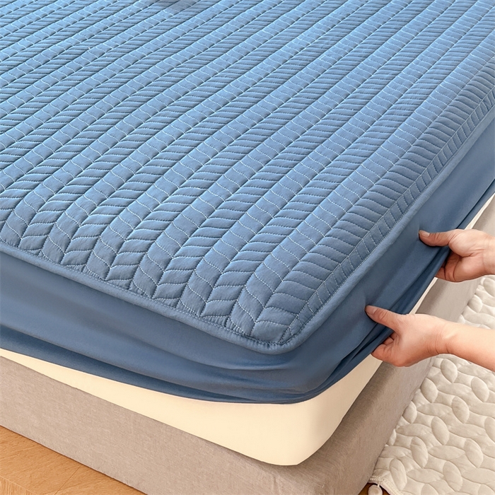 91家纺网 家纺一手货源 找家纺 梦舒羽 2025新款抗菌防水夹棉床笠-轻奢款 轻奢款-深蓝蓝