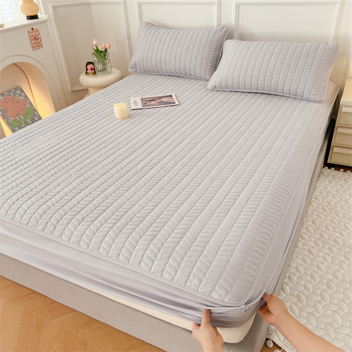 91家纺网 家纺一手货源 找家纺 梦舒羽 2025新款抗菌防水夹棉床笠-轻奢款 轻奢款-浅灰