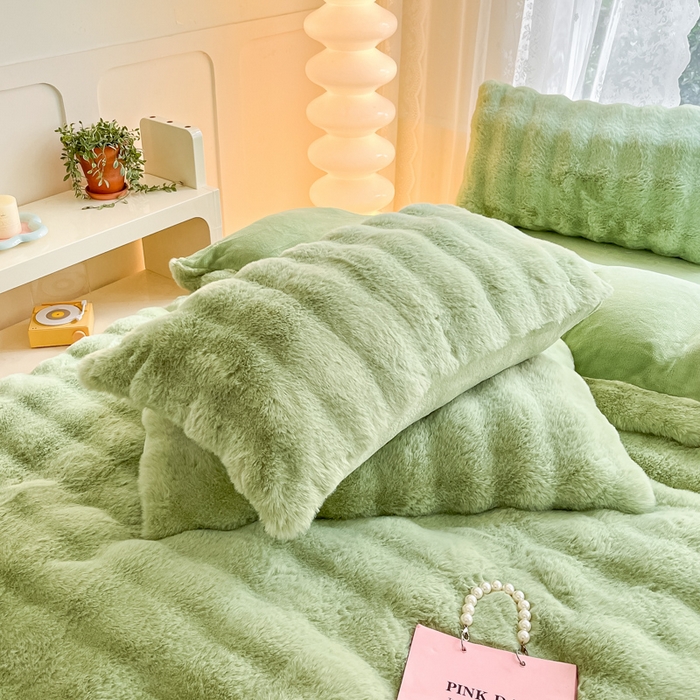 91家纺网 家纺一手货源 找家纺 慕澄家纺 2024新款大泡泡兔毛绒加厚保暖四件套 兔绒-绿