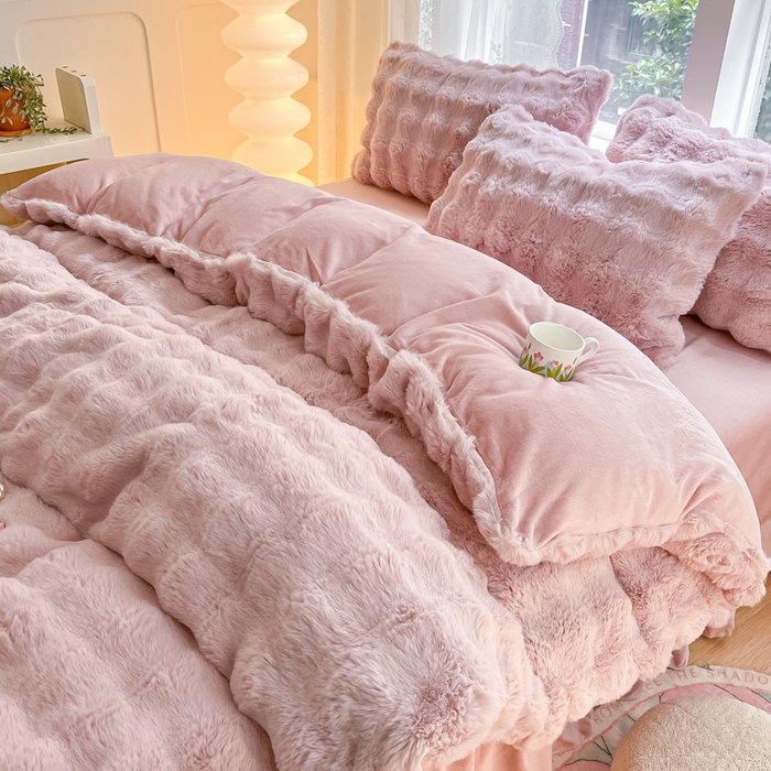 91家纺网 家纺一手货源 找家纺 慕澄家纺 2024新款大泡泡兔毛绒加厚保暖四件套 兔绒-粉