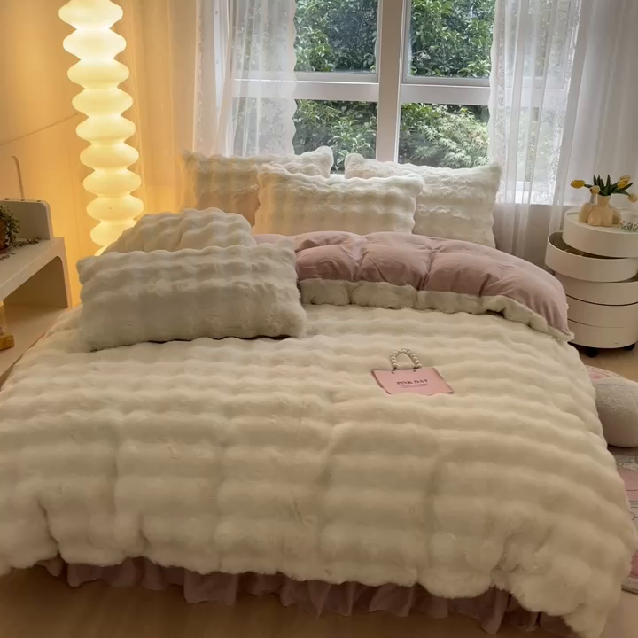 91家纺网 家纺一手货源 找家纺 慕澄家纺 2024新款大泡泡兔毛绒加厚保暖四件套 兔绒-白+粉