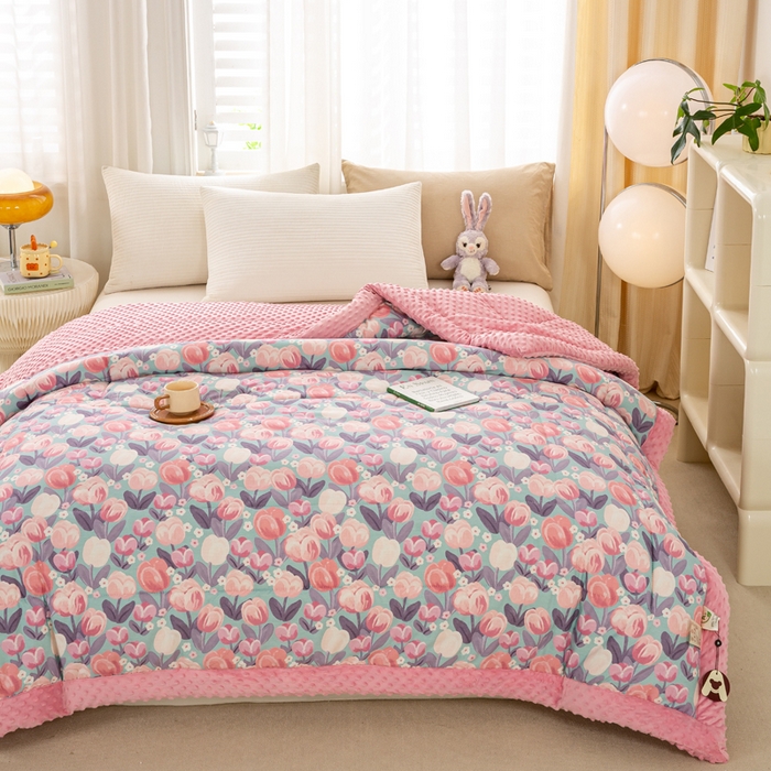 91家纺网 家纺一手货源 找家纺 锦鹭被业  2024新款A类全棉豆豆绒冬被 郁金时代