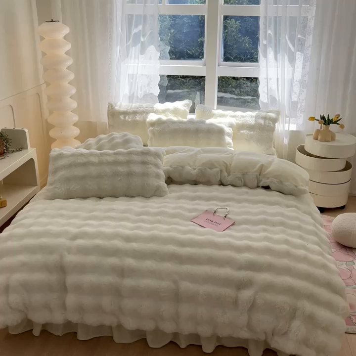 91家纺网 家纺一手货源 找家纺 慕澄家纺 2024新款大泡泡兔毛绒加厚保暖四件套 兔绒-白