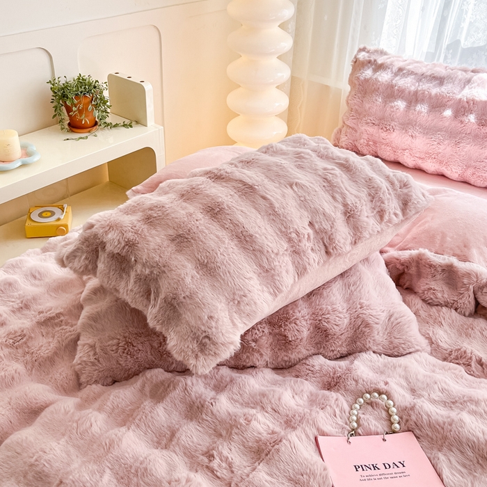 91家纺网 家纺一手货源 找家纺 慕澄家纺 2024新款大泡泡兔毛绒加厚保暖四件套 兔绒-粉