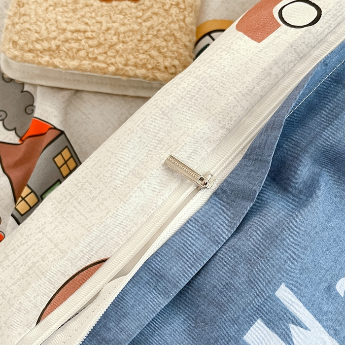 91家纺网 家纺一手货源 找家纺 吉象家纺 2024新款全棉印花卡通四件套系列 汽车嘟嘟