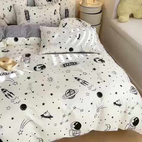 91家纺网 家纺一手货源 找家纺 吉象家纺 2024新款全棉印花卡通四件套系列 快乐星球