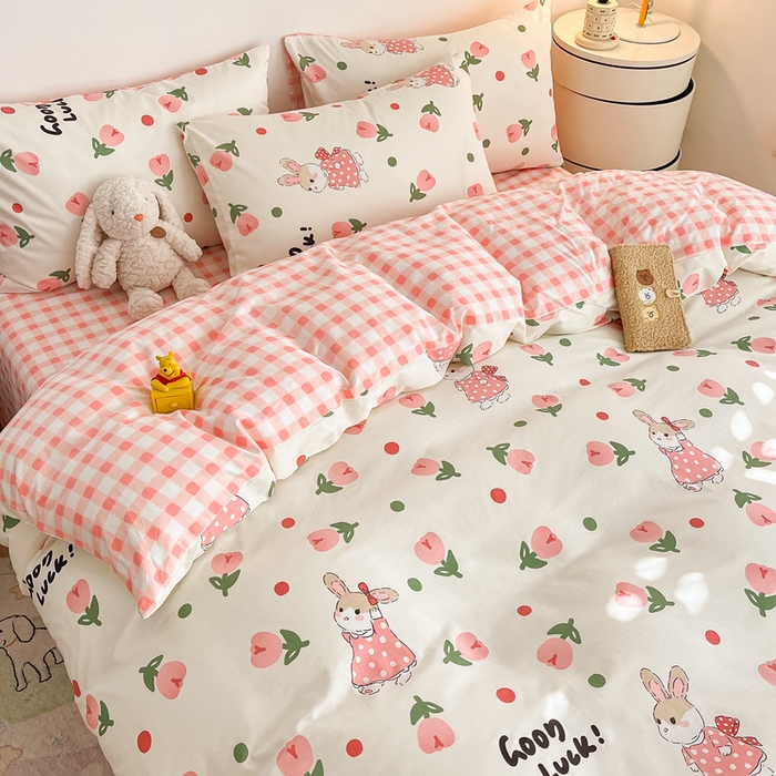 91家纺网 家纺一手货源 找家纺 吉象家纺 2024新款全棉印花卡通四件套系列 郁金香粉兔