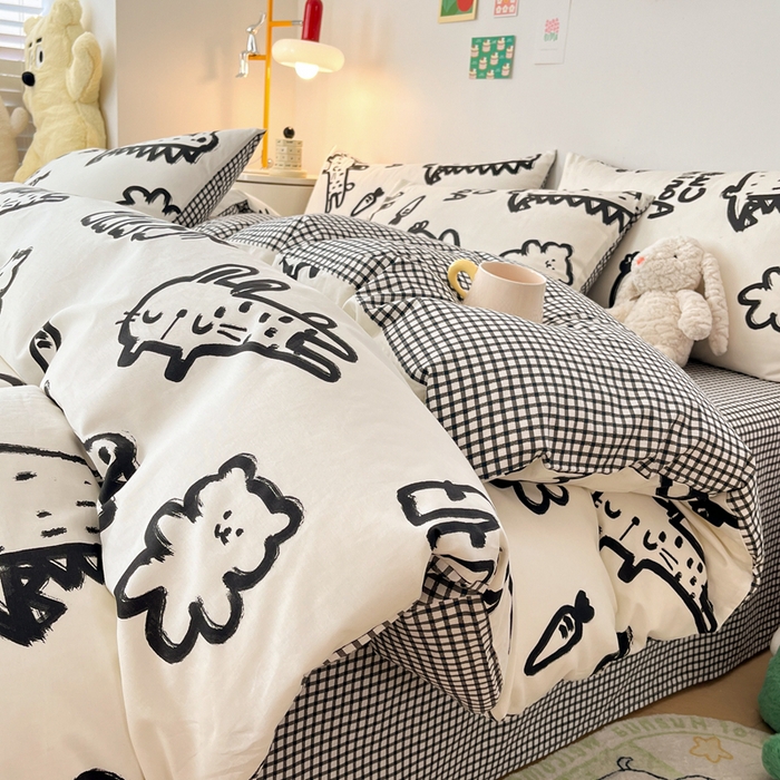 91家纺网 家纺一手货源 找家纺 吉象家纺 2024新款全棉印花卡通四件套系列 漫画家