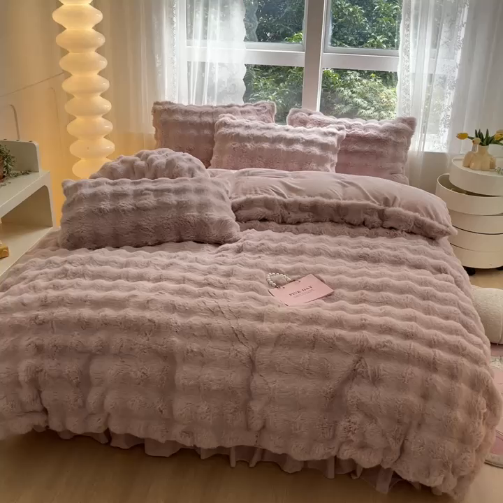 91家纺网 家纺一手货源 找家纺 慕澄家纺 2024新款大泡泡兔毛绒加厚保暖四件套 兔绒-粉
