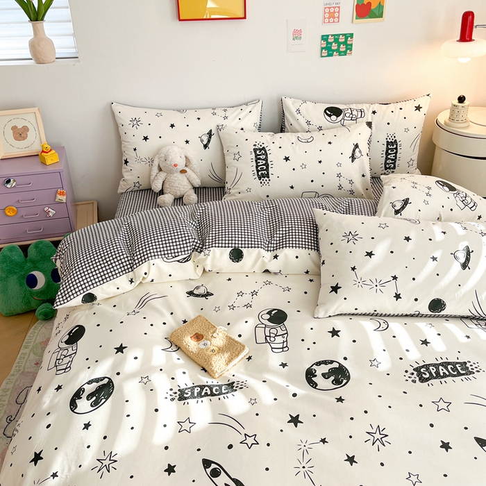 91家纺网 家纺一手货源 找家纺 吉象家纺 2024新款全棉印花卡通四件套系列 快乐星球