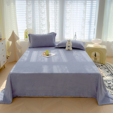 91家纺网 家纺一手货源 找家纺 蓝冰家纺 2024新款牛奶绒床单 淡蓝色