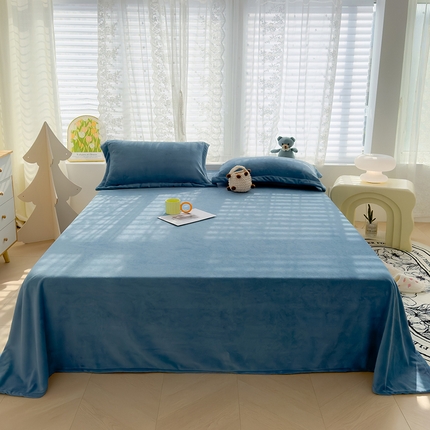 91家纺网 家纺一手货源 找家纺 蓝冰家纺 2024新款牛奶绒床单 蓝色