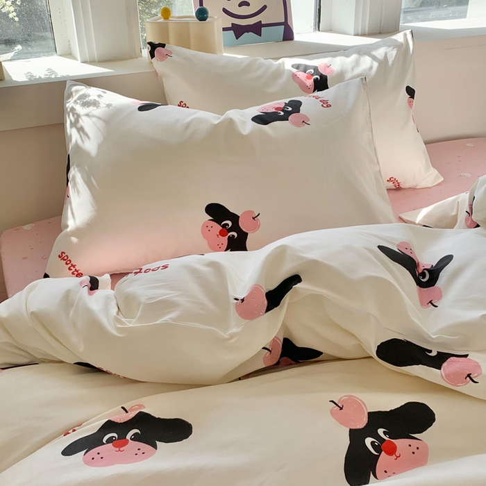 91家纺网 家纺一手货源 找家纺 澳萝拉 2024新款全棉印花亲肤舒适四件套 苹果小奶狗