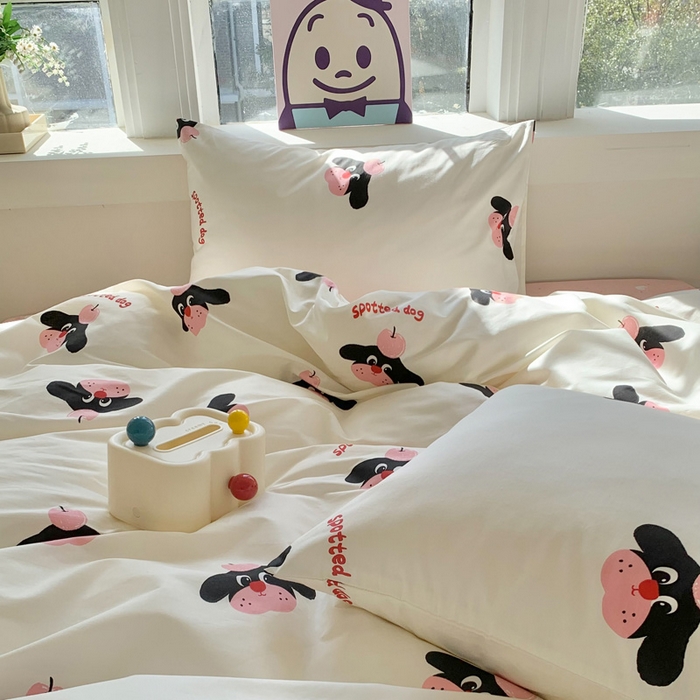 91家纺网 家纺一手货源 找家纺 澳萝拉 2024新款全棉印花亲肤舒适四件套 苹果小奶狗