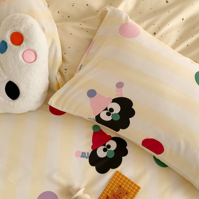 91家纺网 家纺一手货源 找家纺 澳萝拉 2024新款全棉印花亲肤舒适四件套 黑眼豆豆