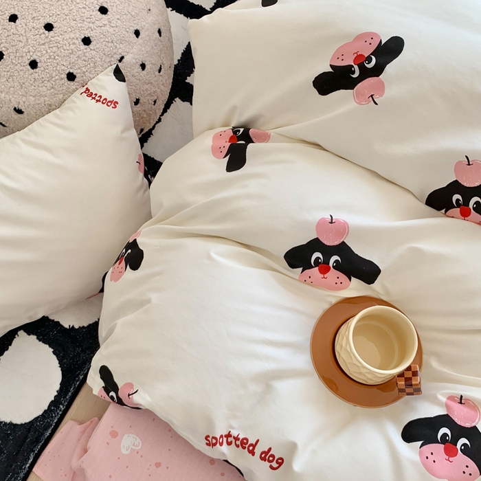 91家纺网 家纺一手货源 找家纺 澳萝拉 2024新款全棉印花亲肤舒适四件套 苹果小奶狗