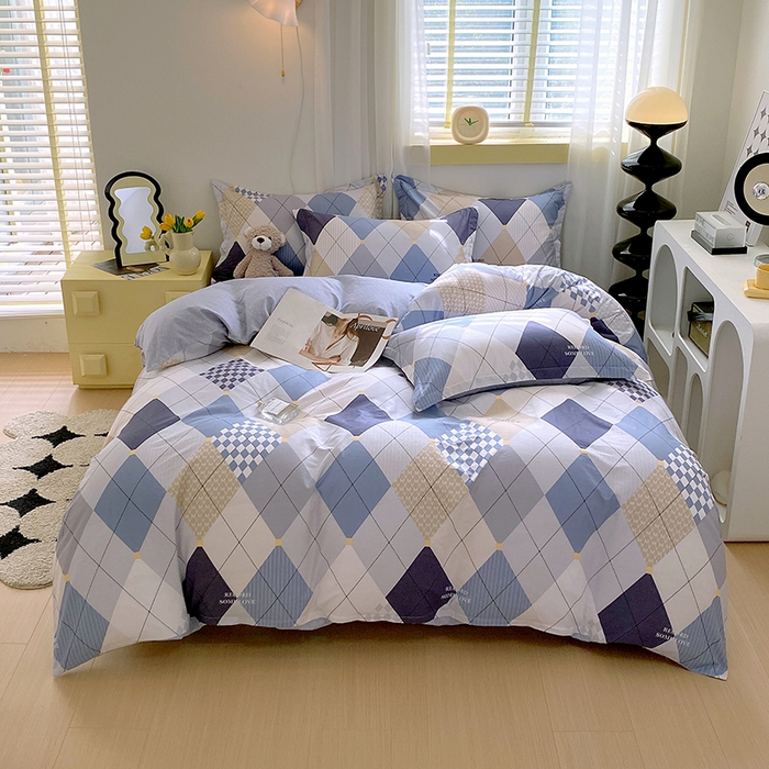 91家纺网 家纺一手货源 找家纺 拾物记 2024新款A类喷气全棉12868卡通印花四件套 卡斯图-蓝