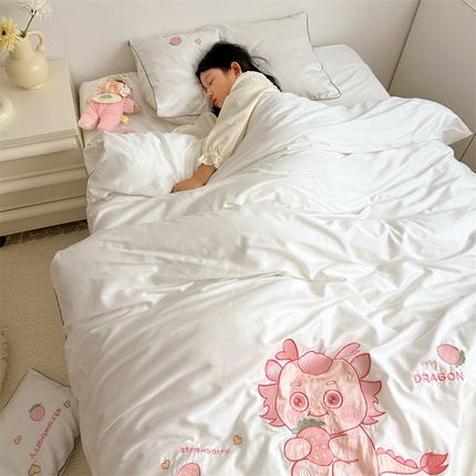 91家纺网 家纺一手货源 找家纺 （总）庭彤 2024新款100支长绒棉儿童刺绣贴布绣单品被套床单枕套