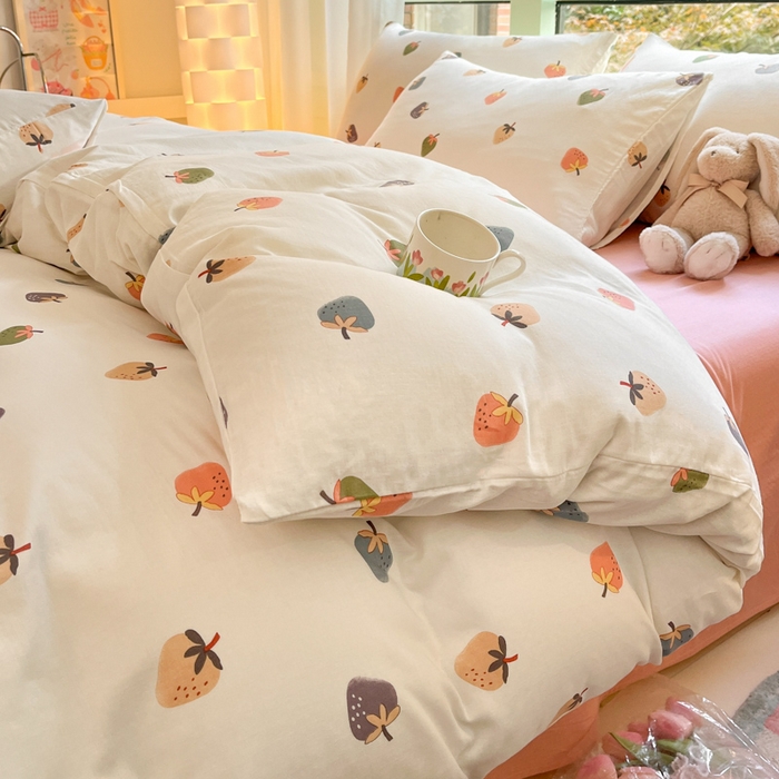 91家纺网 家纺一手货源 找家纺 ab家纺 2024新款全棉双层纱印花四件套 草莓派对