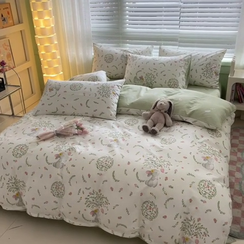 91家纺网 家纺一手货源 找家纺 曼之夏 2024新款13372全棉印花四件套 温婉小兔