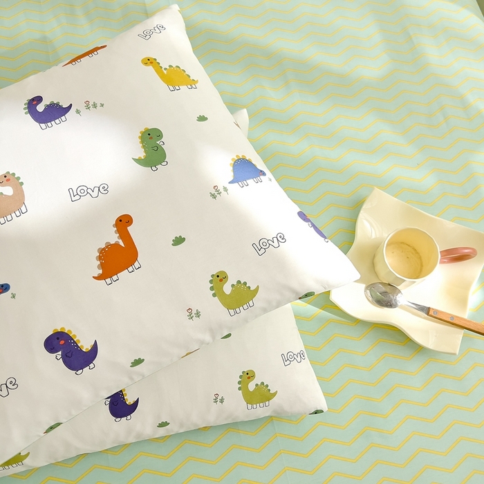 91家纺网 家纺一手货源 找家纺 DoDo 兜兜 2024新款全棉可爱软萌系列单品枕套 恐龙茶茶