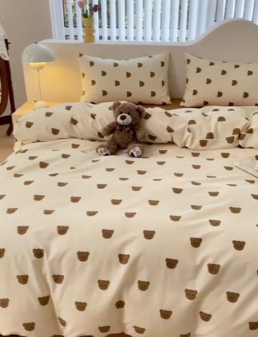 91家纺网 家纺一手货源 找家纺 珺柔家纺 2024新款40支13070全棉印花四件套 咖熊