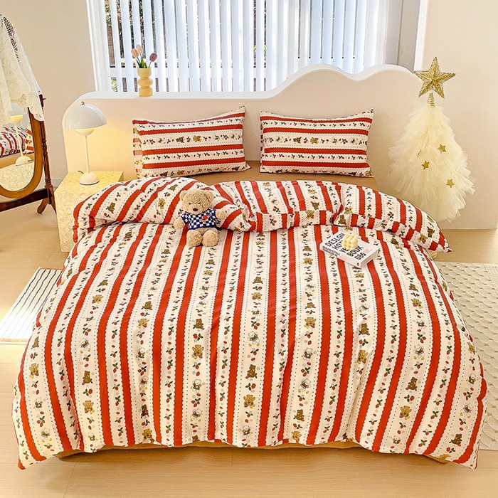 91家纺网 家纺一手货源 找家纺 珺柔家纺 2024新款40支13070全棉印花四件套 草莓棕熊