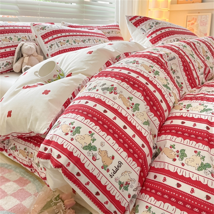 91家纺网 家纺一手货源 找家纺 曼之夏 2024新款13372全棉印花四件套 草莓兔兔