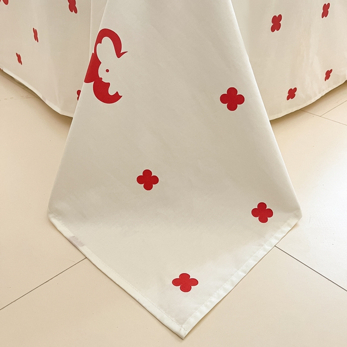 91家纺网 家纺一手货源 找家纺 曼之夏 2024新款13372全棉印花四件套 草莓兔兔