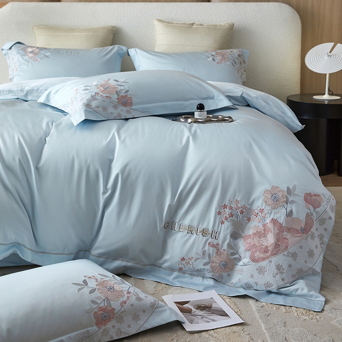 91家纺网 家纺一手货源 找家纺 宏羽纺 2023新款高支高密全棉绣花四件套--花间意境 西子蓝