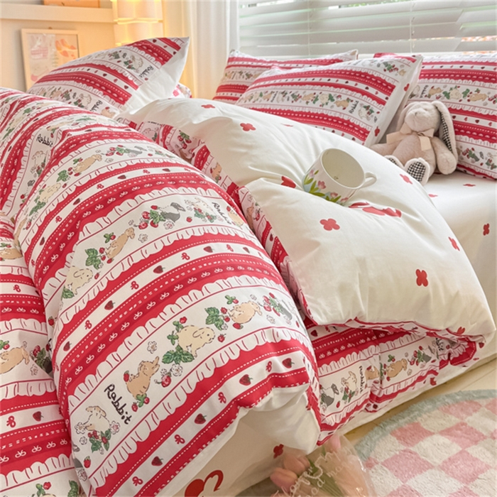 91家纺网 家纺一手货源 找家纺 曼之夏 2024新款13372全棉印花四件套 草莓兔兔